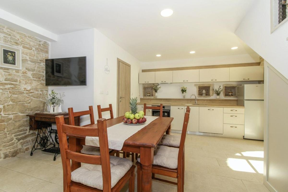 קאנפאנאר Villa Olea In Barat - Haus Fuer 6-8 Personen מראה חיצוני תמונה