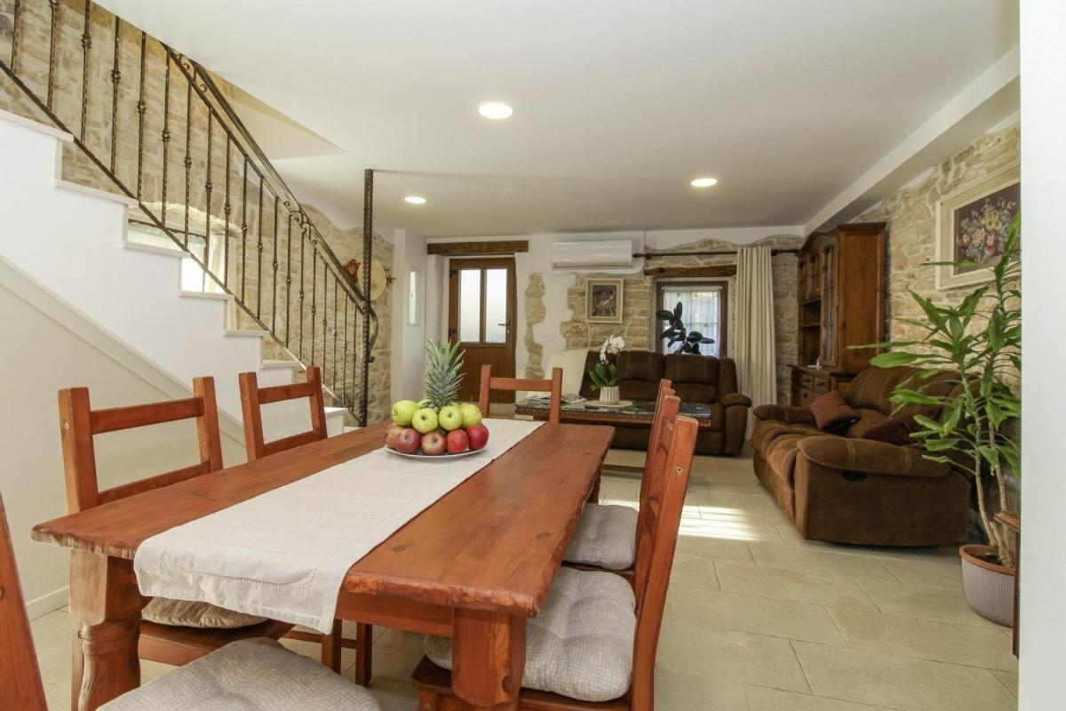 קאנפאנאר Villa Olea In Barat - Haus Fuer 6-8 Personen מראה חיצוני תמונה