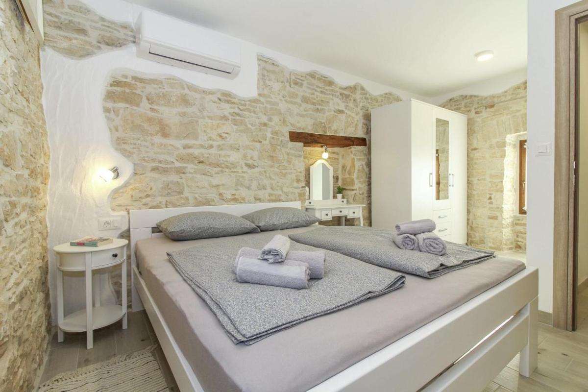 קאנפאנאר Villa Olea In Barat - Haus Fuer 6-8 Personen מראה חיצוני תמונה