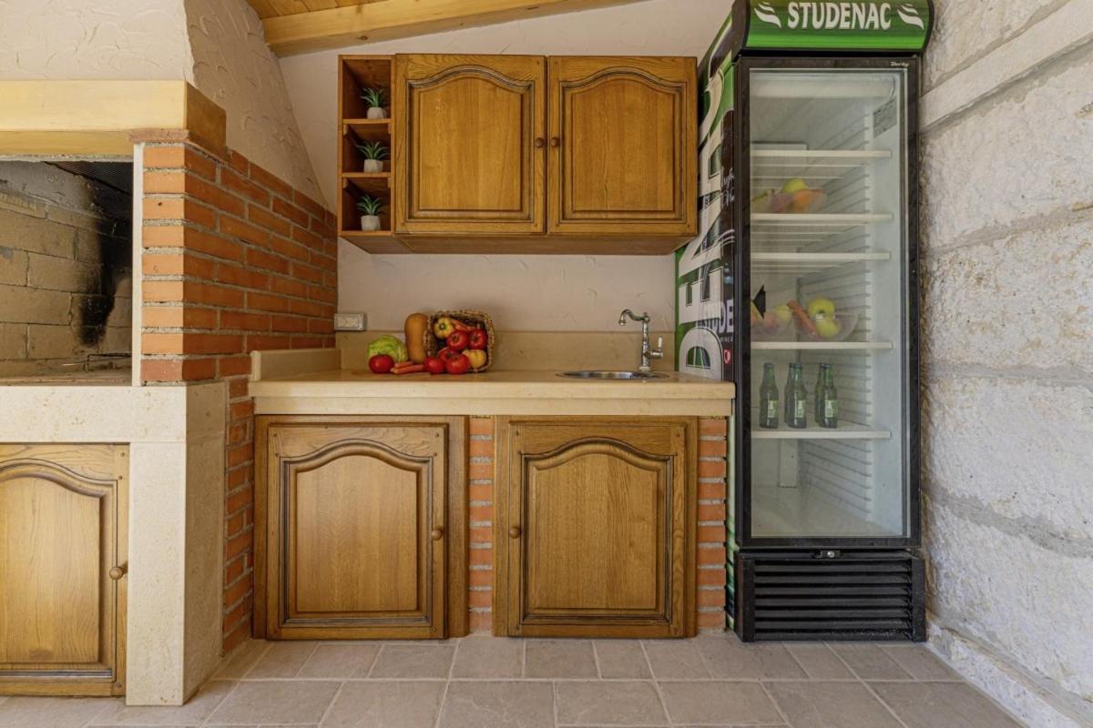 קאנפאנאר Villa Olea In Barat - Haus Fuer 6-8 Personen מראה חיצוני תמונה